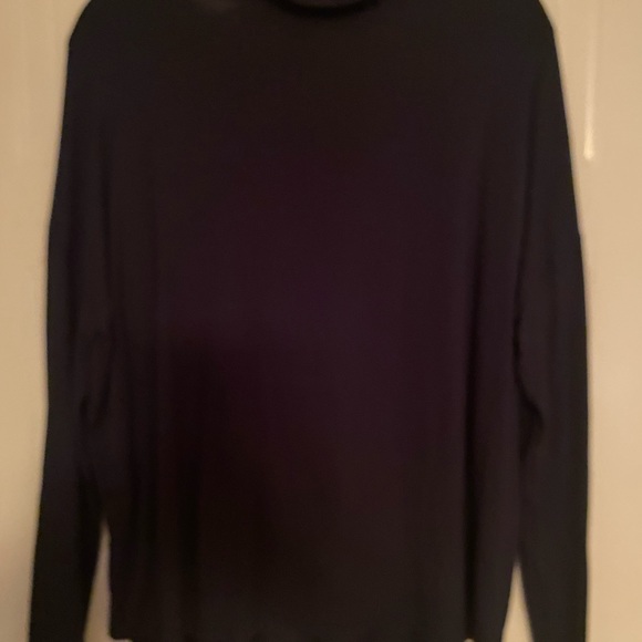 Black Loose fitting Morgan Crew Neck - Picture 2 of 4